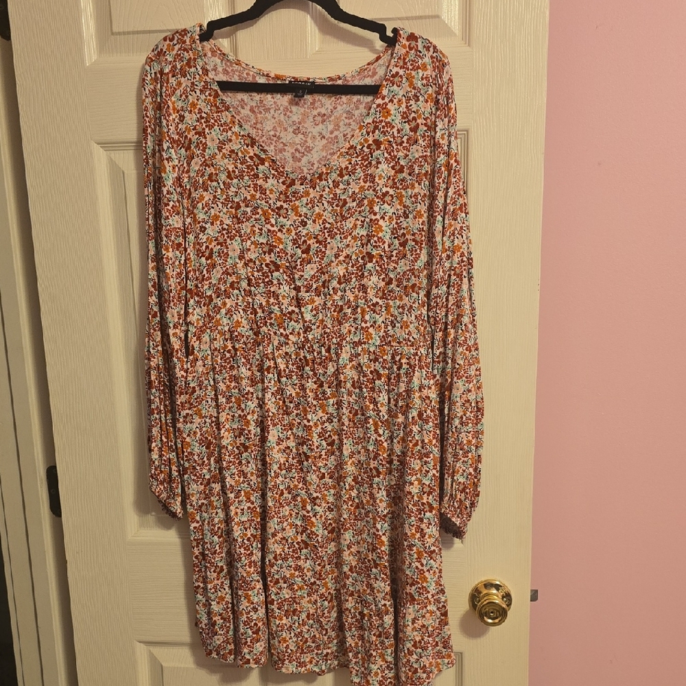 Torrid Floral‎ Print Top with Orange and Green Accents
